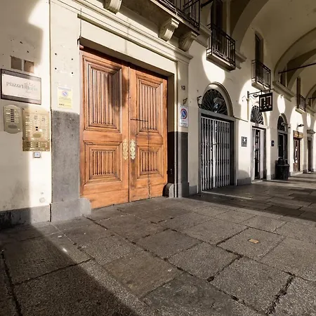 Piccola Casa Nel Cuore Di * Turín