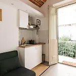 Piccola Casa Nel Cuore Di Apartment *