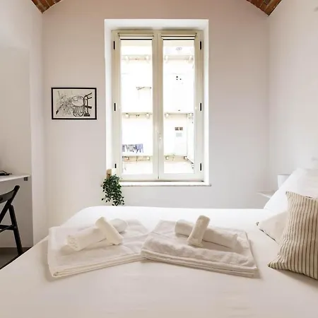 Apartment Piccola Casa Nel Cuore Di *